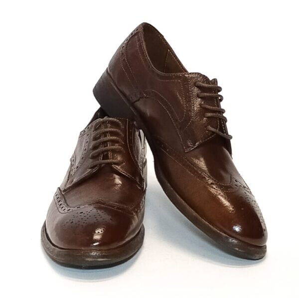 Women's leather shoe