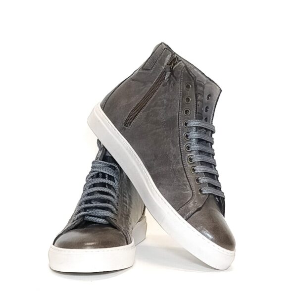 Men's high sneakers in leather