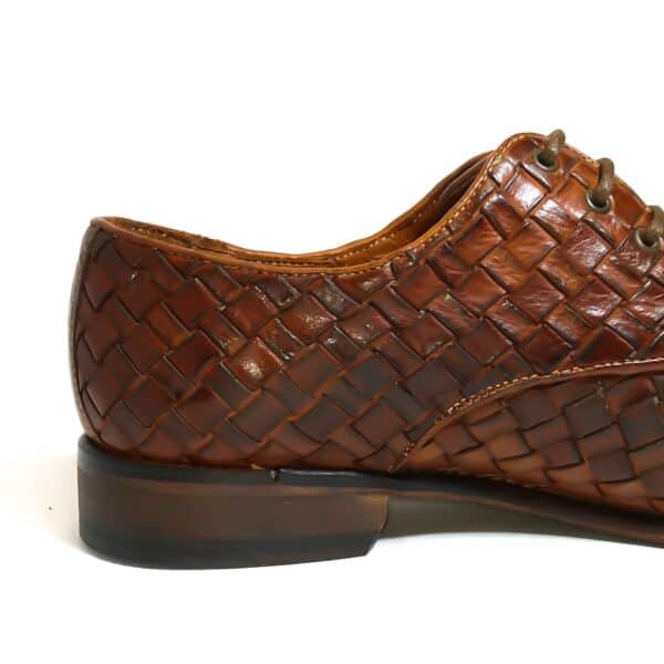 Scarpa uomo in pelle intrecciata - immagine 4