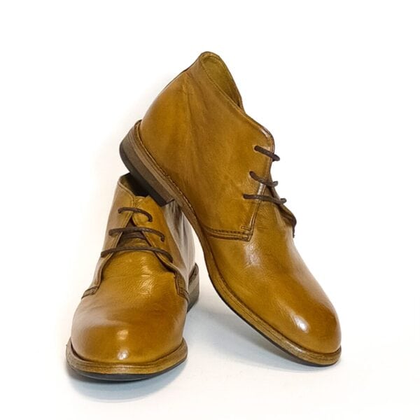 Woman's ankle boot in buffalo leather