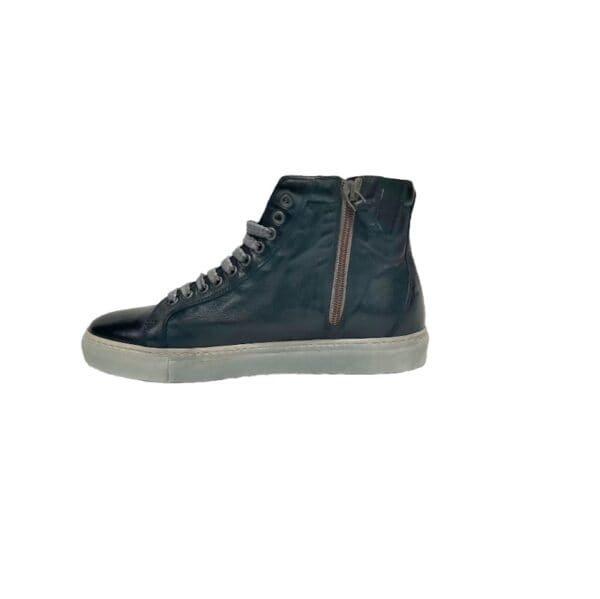 Women's leather high sneakers - Image 2