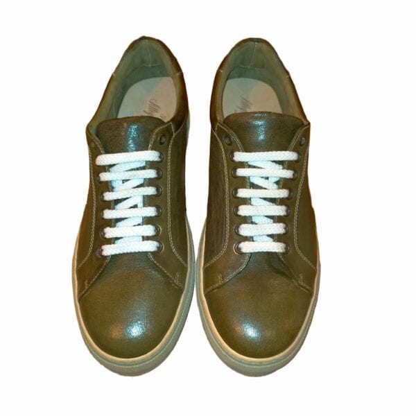Men's low leather sneakers