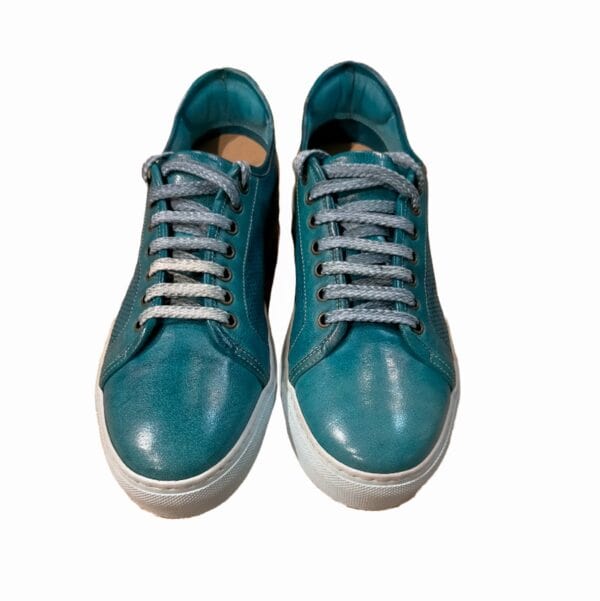 Men's low leather sneakers