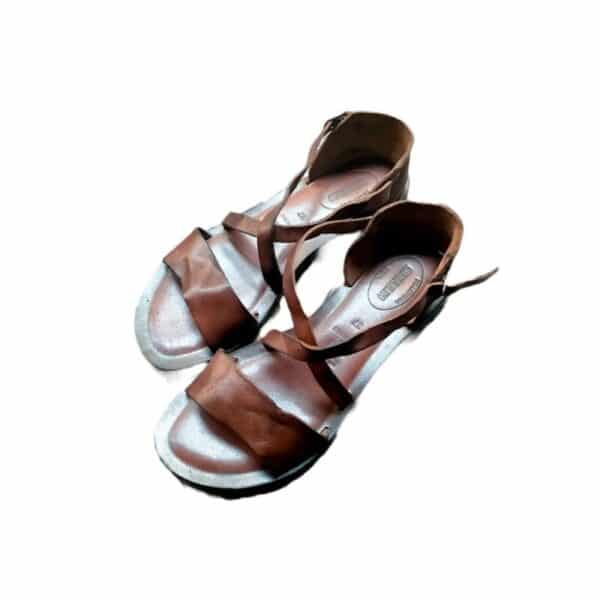 Women's cross-leather sandals