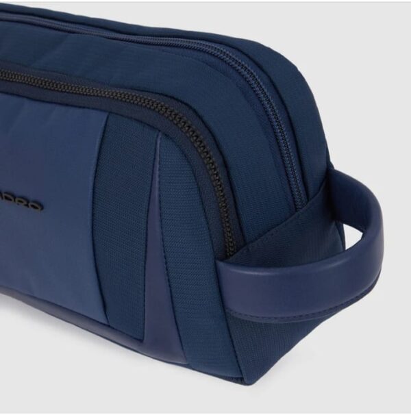 Beautycase da viaggio in pelle e tessuto Piquadro - immagine 2