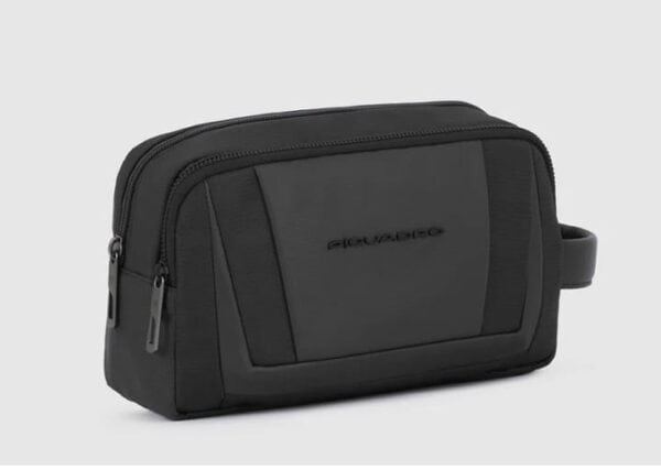 Beautycase da viaggio in pelle e tessuto Piquadro