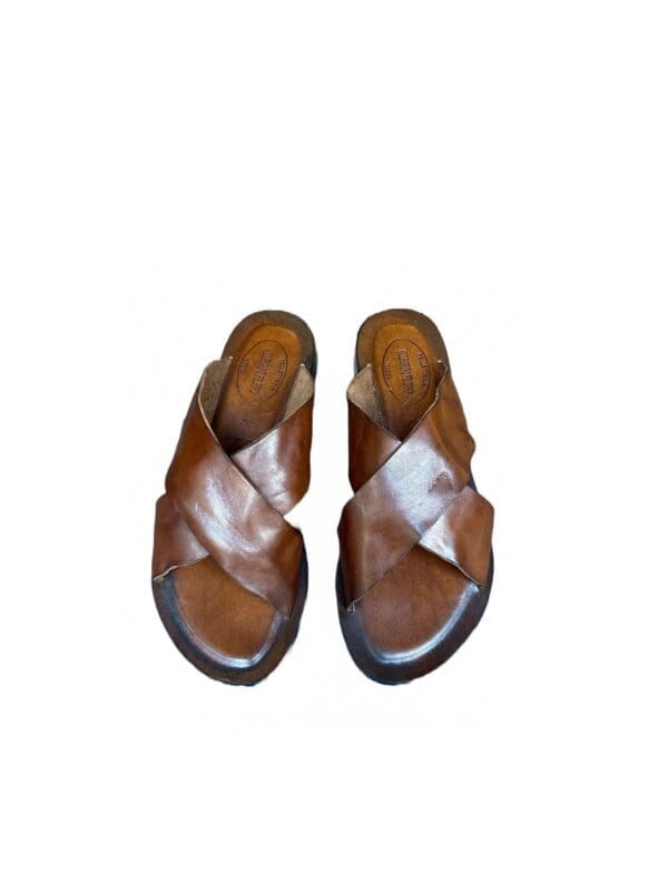 Women's leather slipper - Image 2