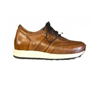 Women's leather sneakers