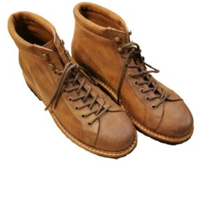 Men's leather lace-up boot