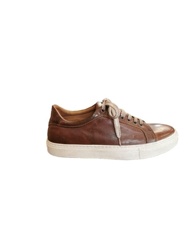 Sneakers bassa da donna in pelle - immagine 2