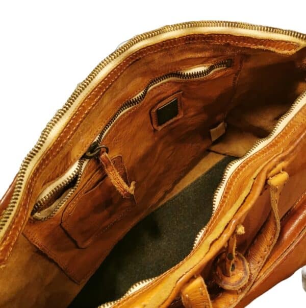 Campomaggi leather bag - Image 2