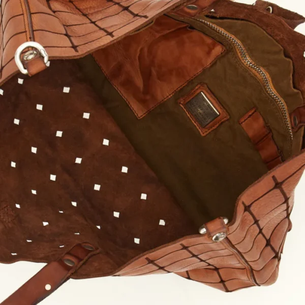 Campomaggi leather shopping - Image 3