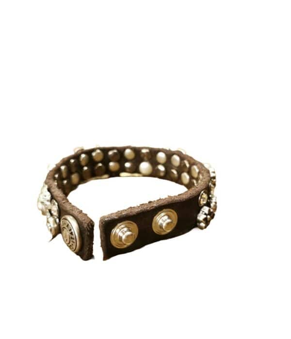 Bracelet with flower rivets and rhinestones - Image 3