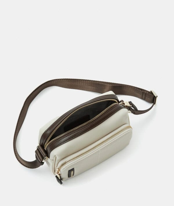 Mandarina Duck Hunter small shoulder bag - Image 6