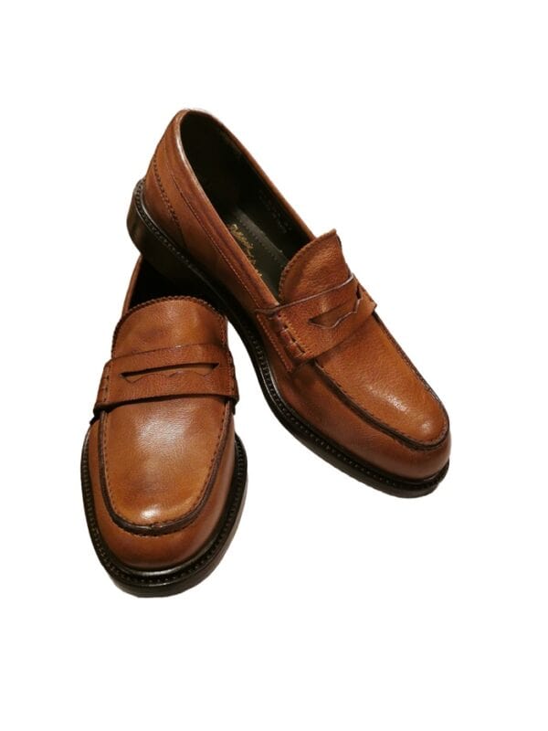 Women's moccasin in buffalo leather