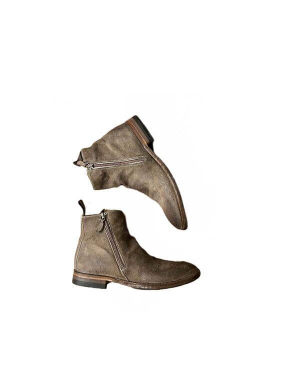 Stivaletto da donna con zip in pelle rovesciato - immagine 2