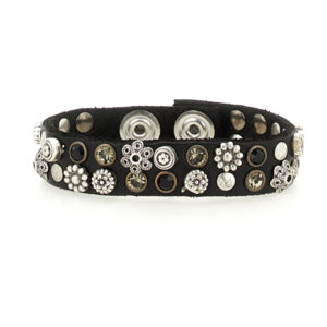 Bracciale con borchie e strass